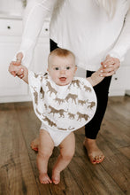 Load image into Gallery viewer, aden + anais Classic Burpy Bibs
