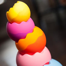 Load image into Gallery viewer, Fat Brain Toys Tobbles Neo